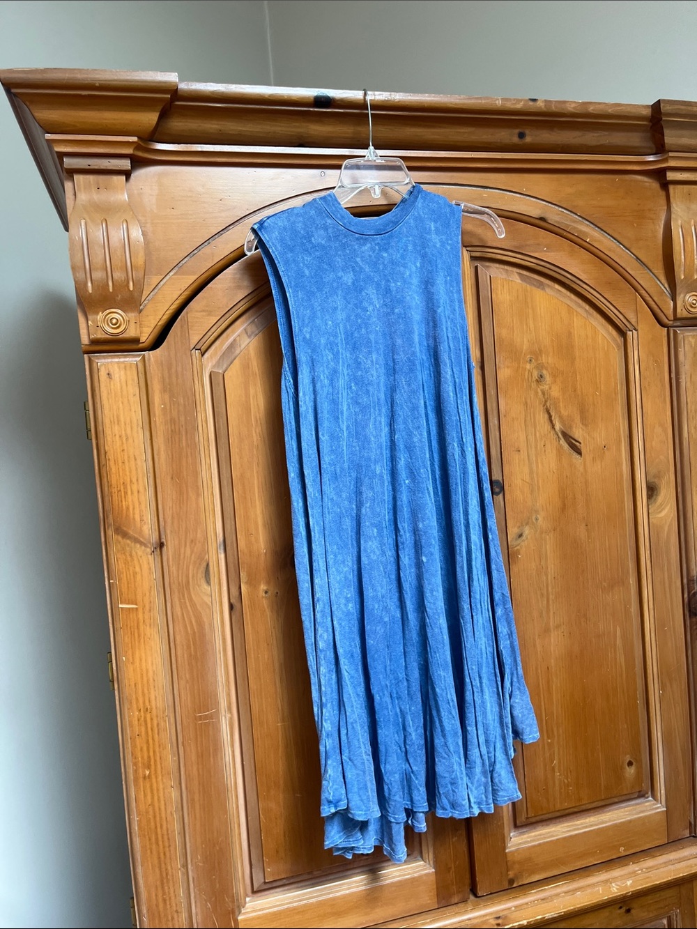miami Blue Sleeveless Midi Swing Dress